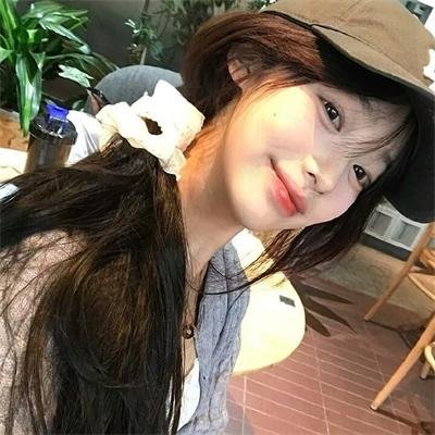 粉红火鹤的神秘凝视